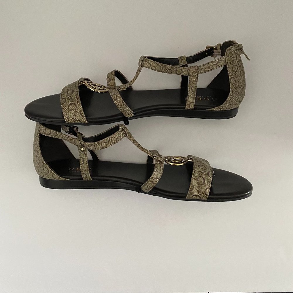 GUESS‎ Sandals - Picture 4 of 7